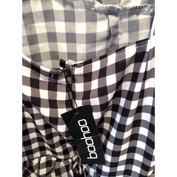 NWT Ruffle Gingham Cut Out Back Dress - Picture 4 of 8